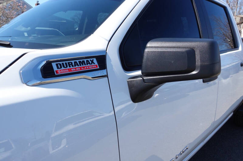 2023 GMC Sierra 2500HD Pro