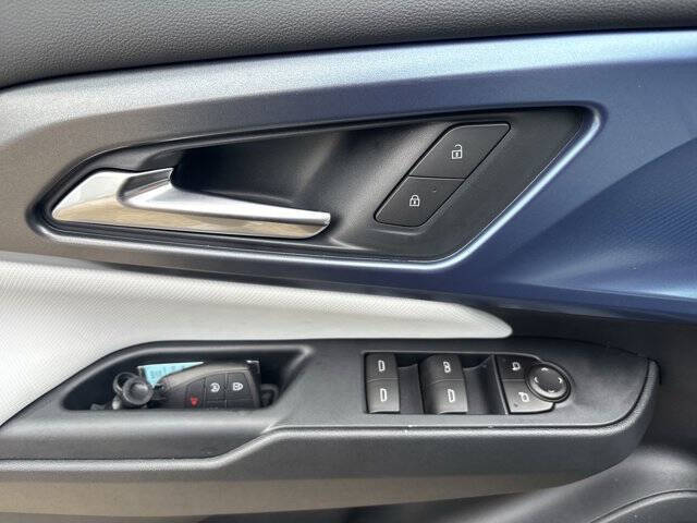 2026 Chevrolet Equinox EV LT 2