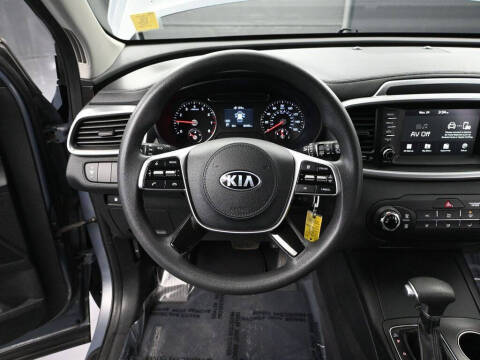 2020 Kia Sorento LX V6