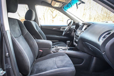 2013 Nissan Pathfinder SV