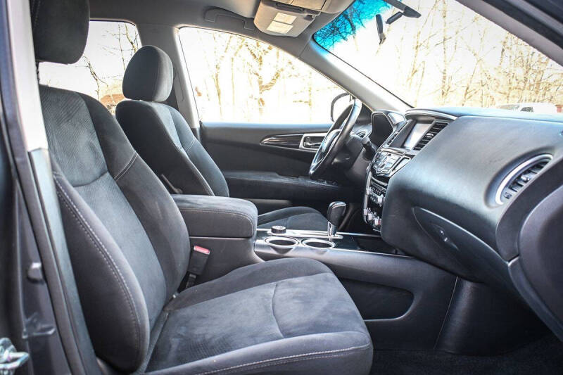 2013 Nissan Pathfinder SV