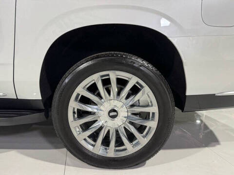 2024 Cadillac Escalade ESV Luxury