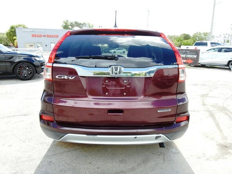 2016 Honda CR-V  - $17,900