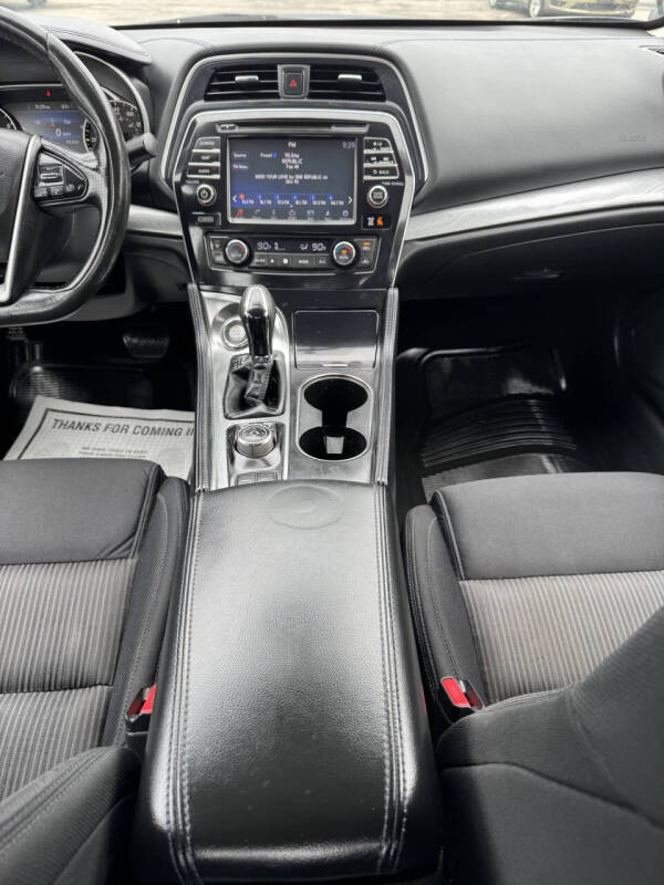 2017 Nissan Maxima 3.5 S