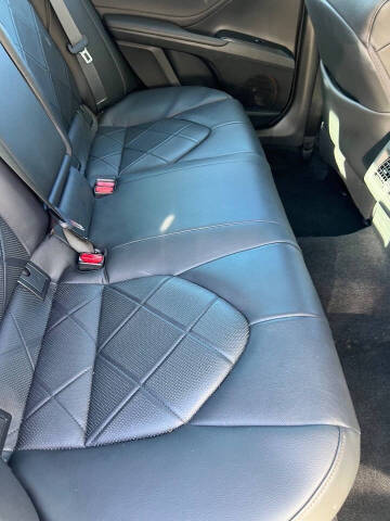 2018 Toyota Camry Hybrid XLE