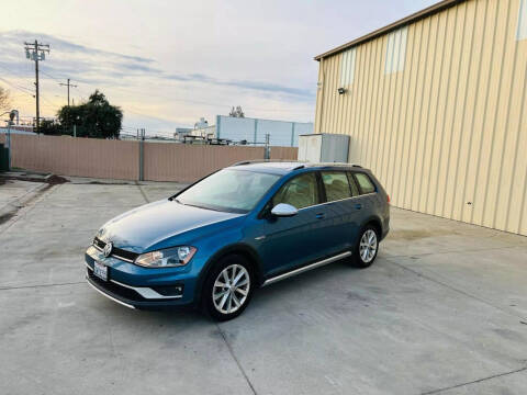 2017 Volkswagen Golf Alltrack