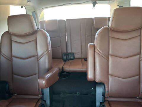 2019 Cadillac Escalade Luxury