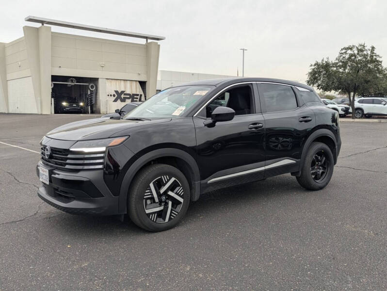 2025 Nissan Kicks SV