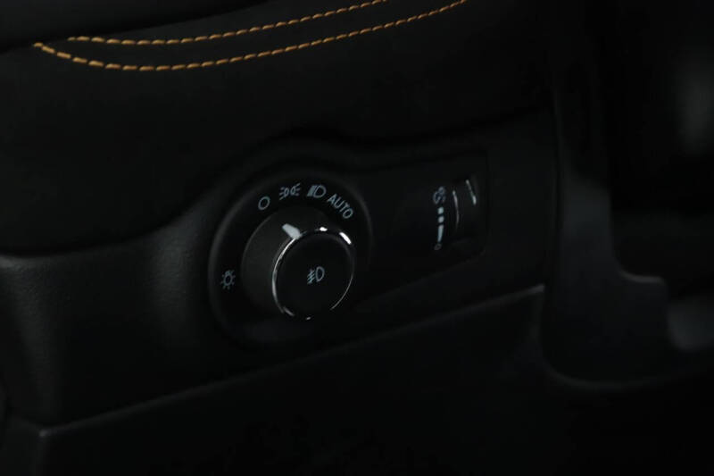 2022 Dodge Durango R/T HEMI Orange