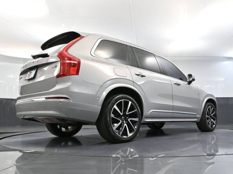 2024 Volvo XC90 B5 Plus Bright Theme
