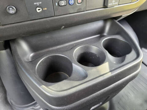 2023 GMC Savana 2500