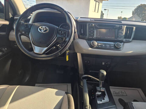 2017 Toyota RAV4 XLE
