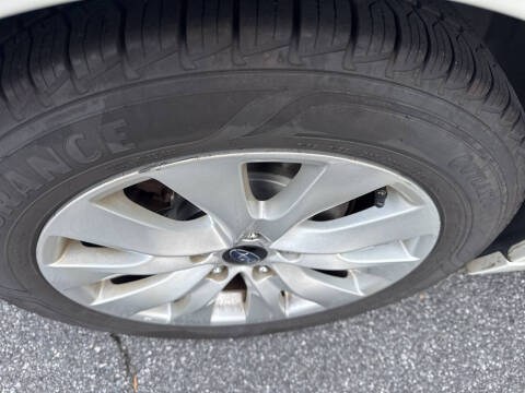 2015 Subaru Legacy 2.5i Premium