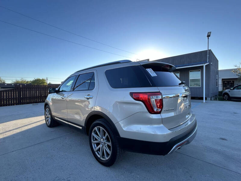 2017 Ford Explorer Limited