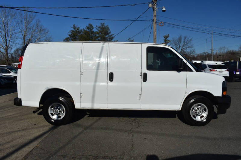 2021 Chevrolet Express 2500