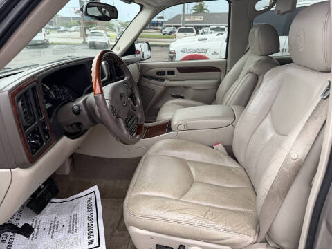 2005 Cadillac Escalade