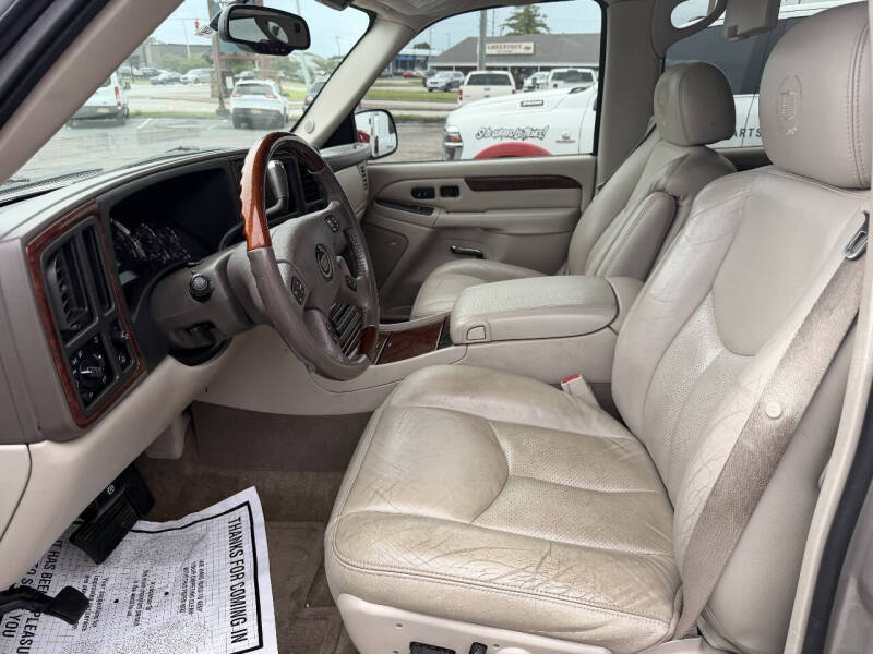 2005 Cadillac Escalade