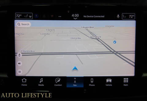 2024 Chrysler Pacifica Plug-In Hybrid S Appearance