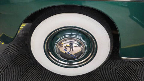 1948 Ford Super Deluxe