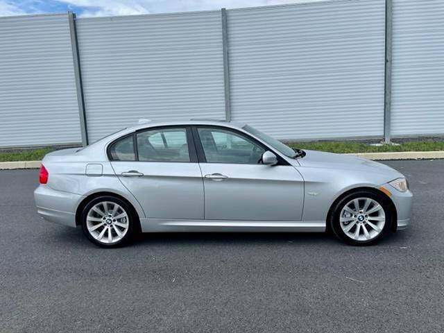 2011 BMW 3 Series 328i