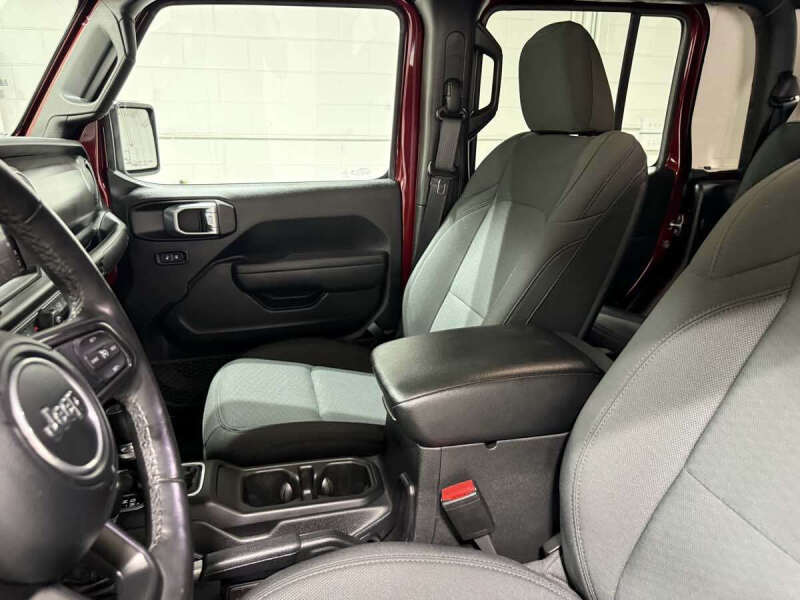 2022 Jeep Gladiator Willys