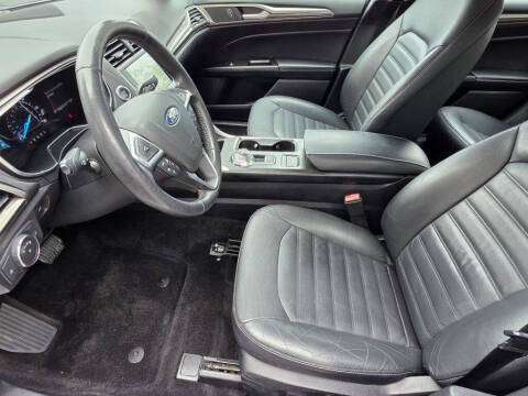 2018 Ford Fusion Hybrid SE