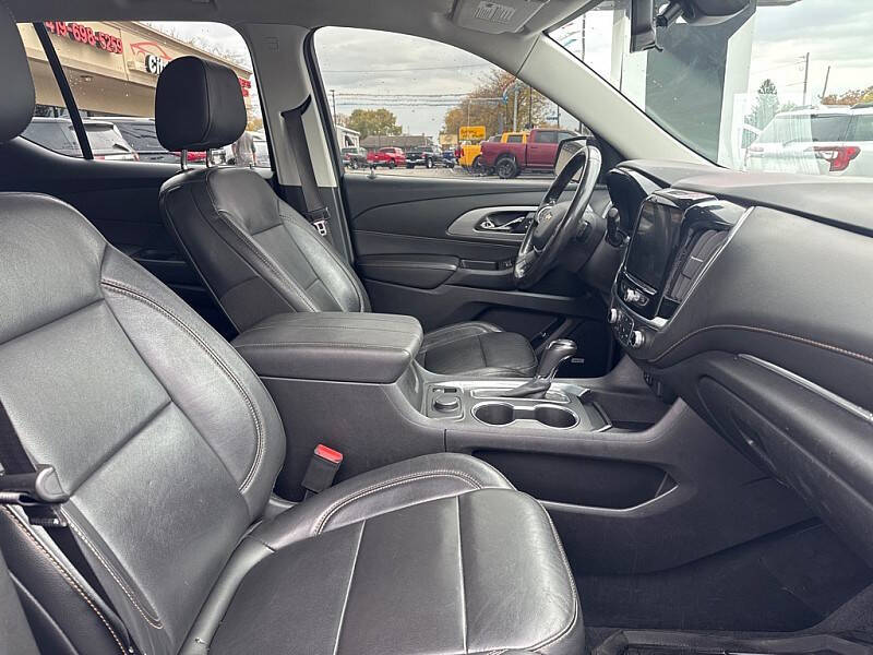 2020 Chevrolet Traverse LT Leather