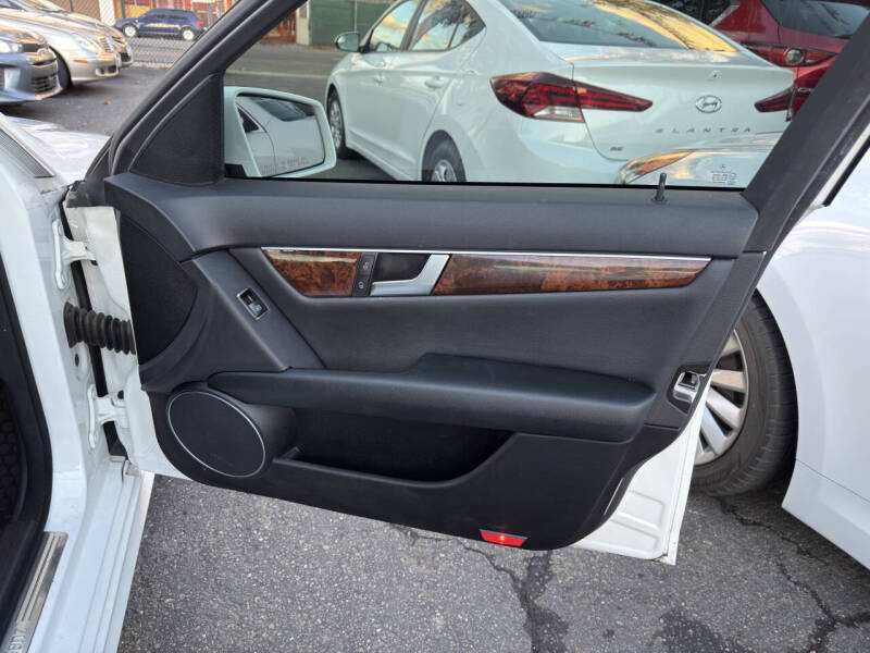 2014 Mercedes-Benz C-Class C 250 Sport