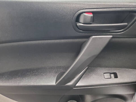 2011 Mazda MAZDA3 i Sport