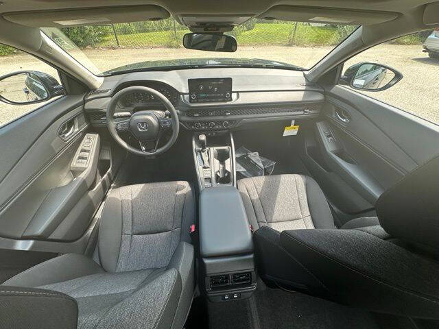 2025 Honda Accord SE