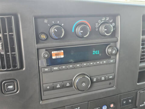 2025 Chevrolet Express 2500