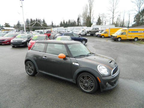 2013 MINI Hardtop for sale at J & R Motorsports in Lynnwood WA