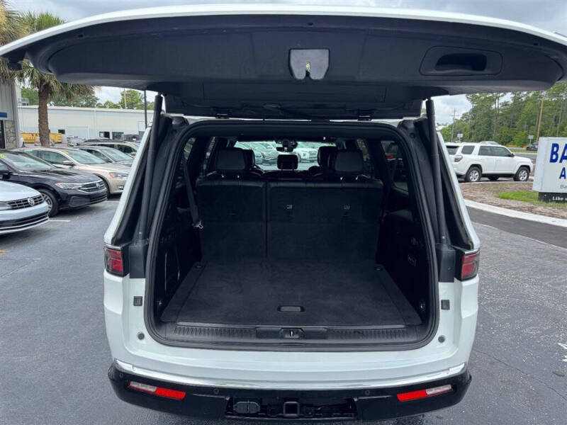 2024 Jeep Wagoneer L