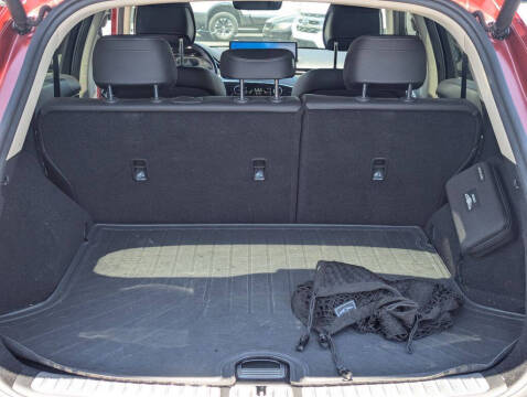 2023 Genesis GV70 2.5T Standard