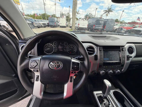 2018 Toyota Tundra SR5