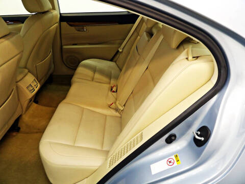 2013 Lexus ES 300h
