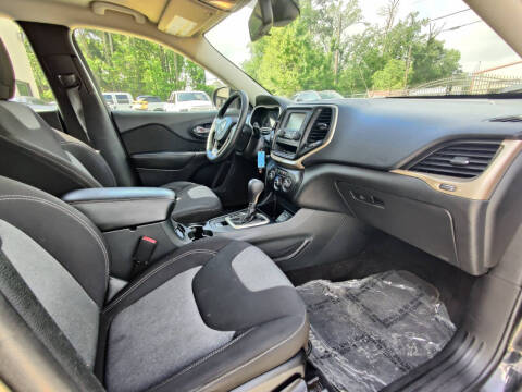 2014 Jeep Cherokee Sport