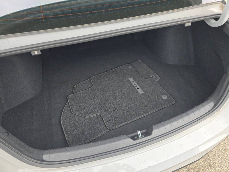 2023 Kia K5