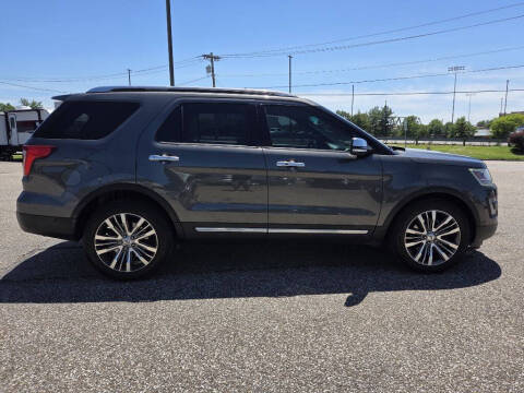 2017 Ford Explorer Platinum