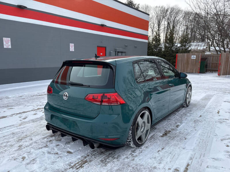 2017 Volkswagen Golf GTI SE