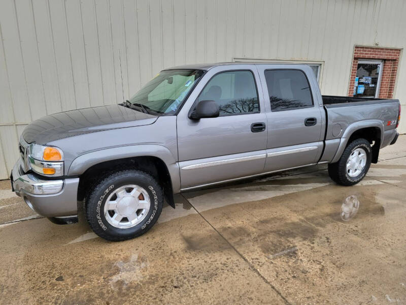 2006 GMC Sierra 1500 for sale at De Anda Auto Sales in Storm Lake IA