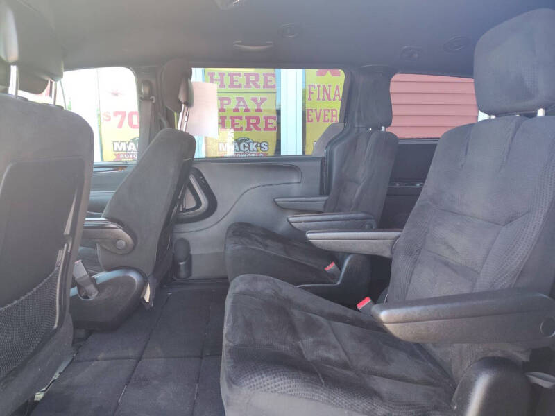 2015 Dodge Grand Caravan SE