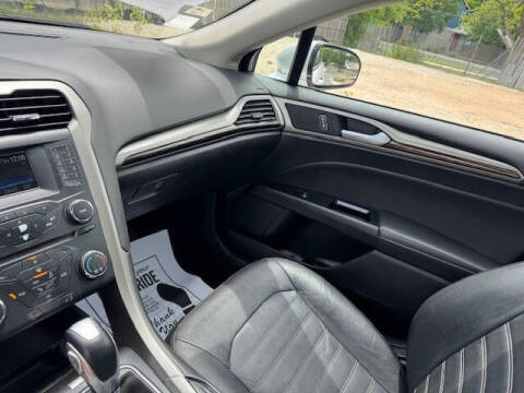 2014 Ford Fusion SE