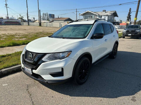 2018 Nissan Rogue for sale at Pemex Auto Center in Fresno CA