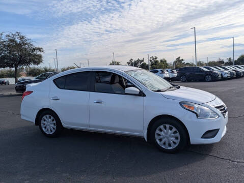 2019 Nissan Versa