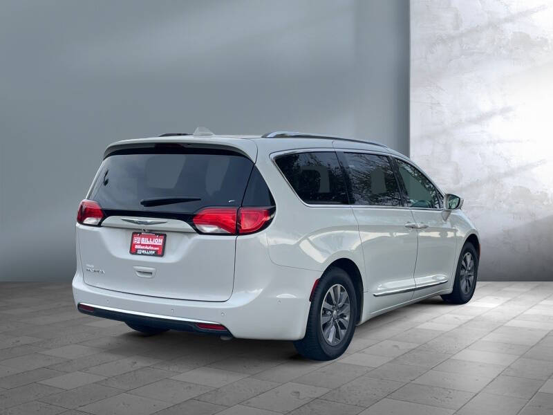 2019 Chrysler Pacifica Touring L Plus