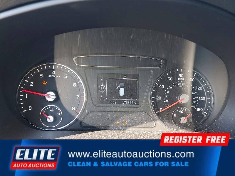 2016 Kia Sorento LX V6