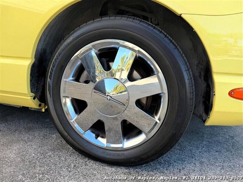 2002 Ford Thunderbird Deluxe