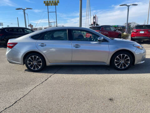 2016 Toyota Avalon XLE Premium