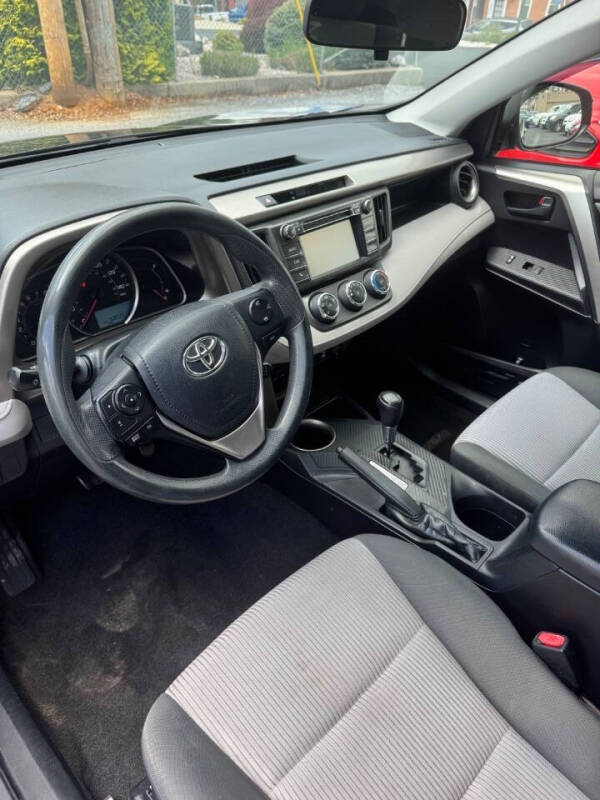 2014 Toyota RAV4 LE